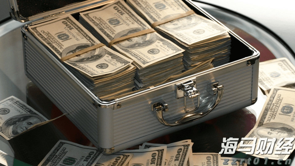 中国黄金品牌闯入国际高奢市场，专家称文化自信成关键助力